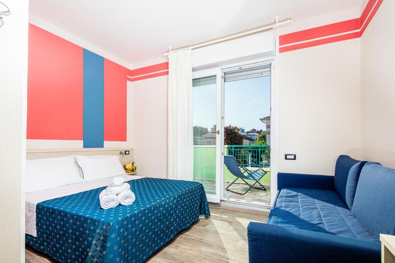 Hotel Orchidea Lignano Sabbiadoro Exterior foto